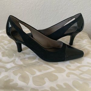 Life Stride Black Suede & Patten Leather Heels